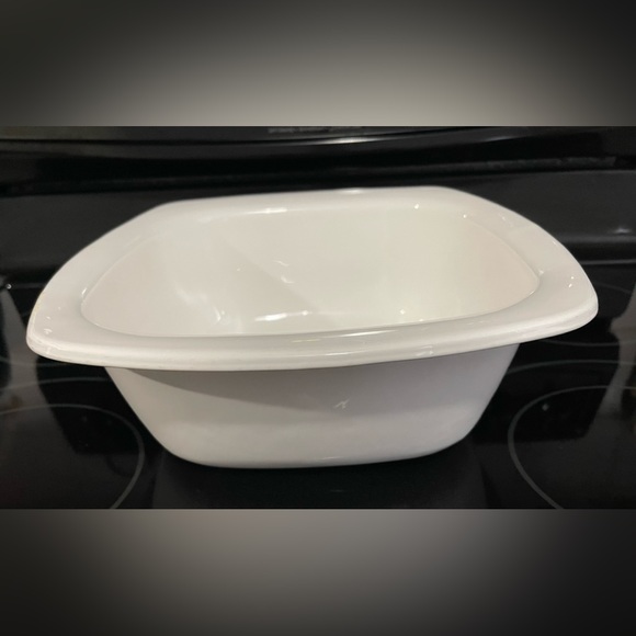 Corning Ware Blue Cornflower 16 Cup Casserole Dish - Picture 6 of 15